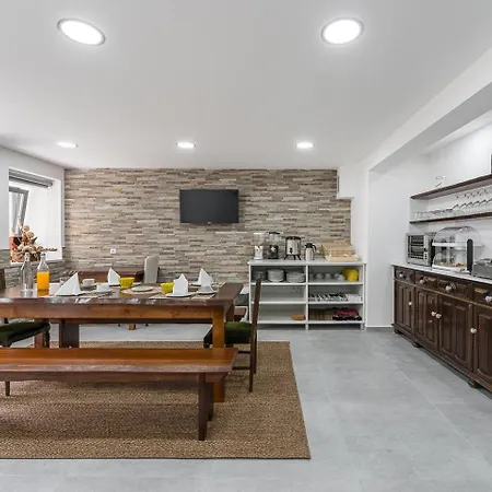 Guestready - Seven Farm Hotel *